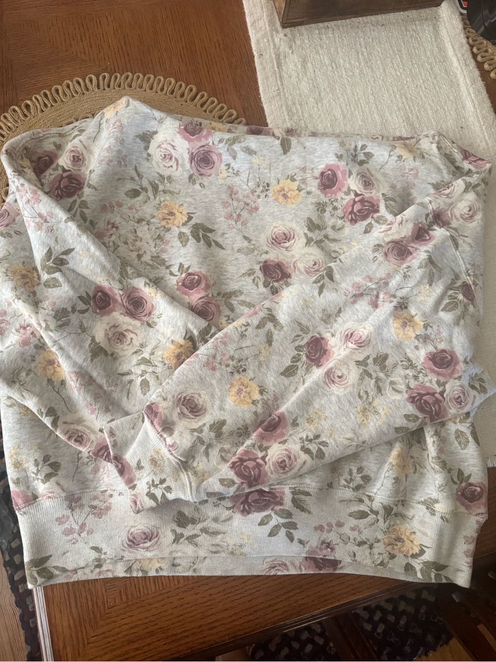 Abercrombie & Fitch Floral Crewneck Sweatshirt - Mauve, Cream & Yellow Roses